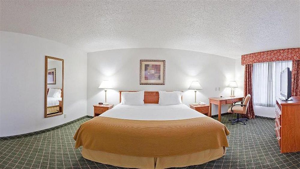 Holiday Inn Express Hotel & Suites Chickasha By Ihg Extérieur photo